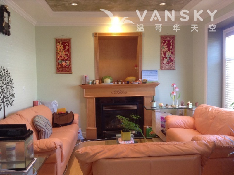 251125153549_Pic 6 Living Room.jpg